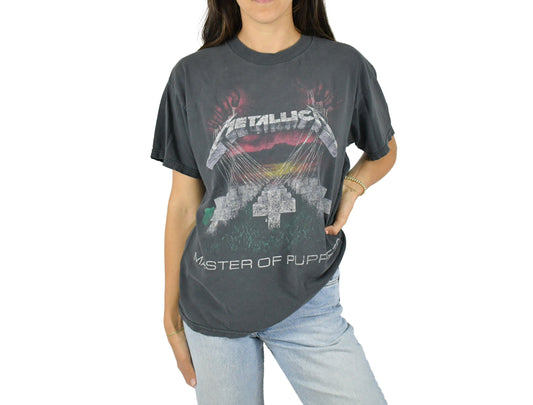 Vintage Metallica Tee-Size Large